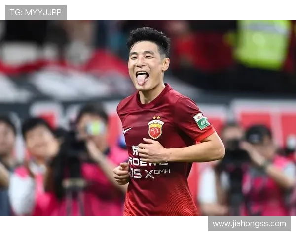 中国足球队备战世界杯预选赛全新阵容亮相，年轻球员成焦点